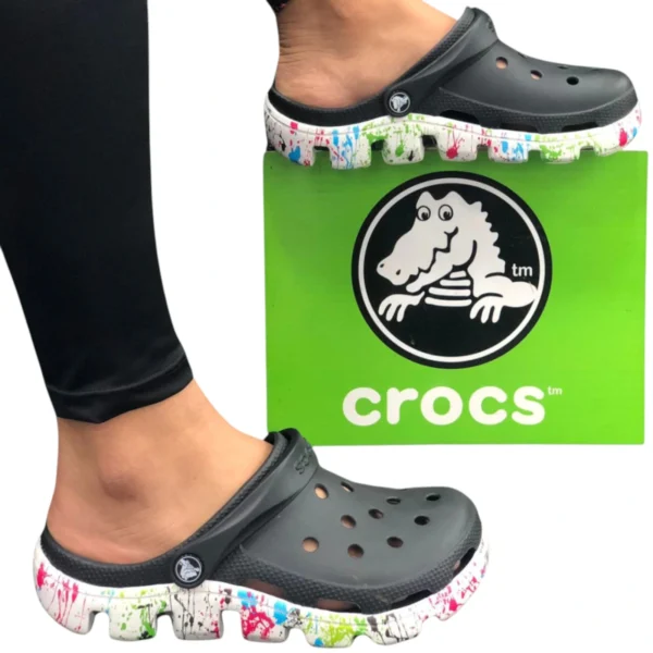 Crocs Tractor Chispa Hombre - Imagen 4